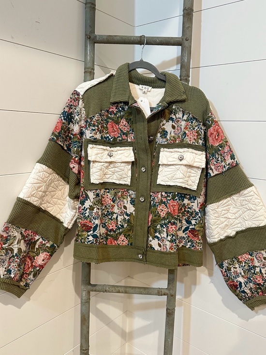POL Jackets & Blazers - NEW POL: “The Fiona”Boho Floral Quilted Shacket in Olive and Cream